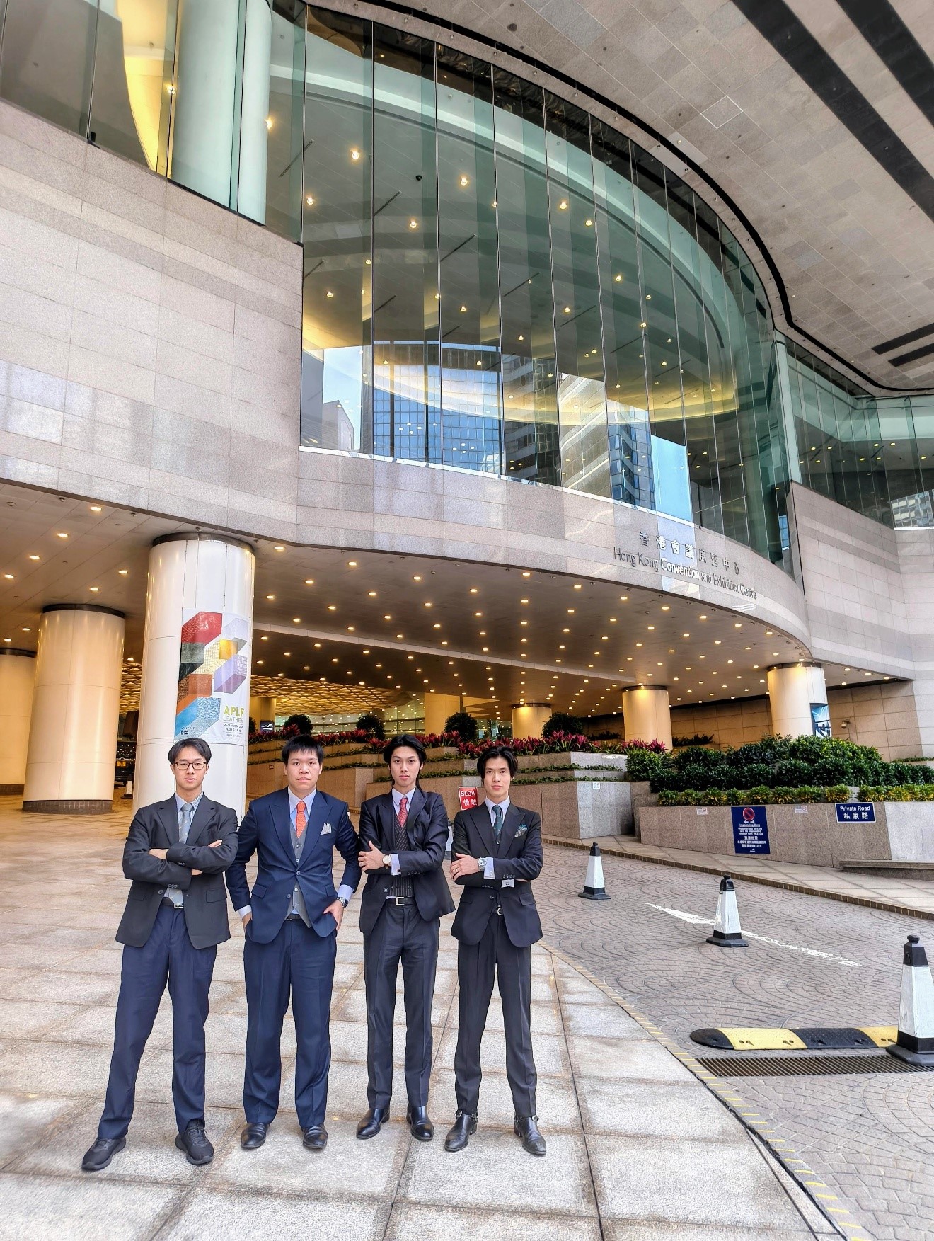 澳旅大学生于法国波尔多葡萄酒大赛取得佳绩